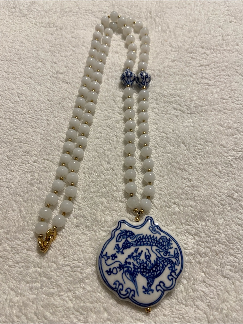 Vintage Crown Trifari White milk glass Beaded Necklace Dragon Porcelain Pendant